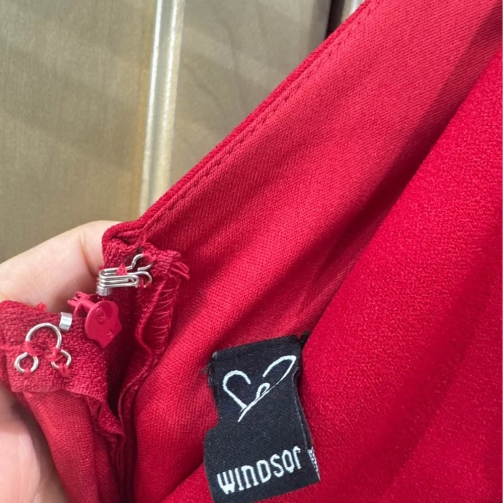Windsor Red One-Shoulder Bow Gown - Picture 5 of 5